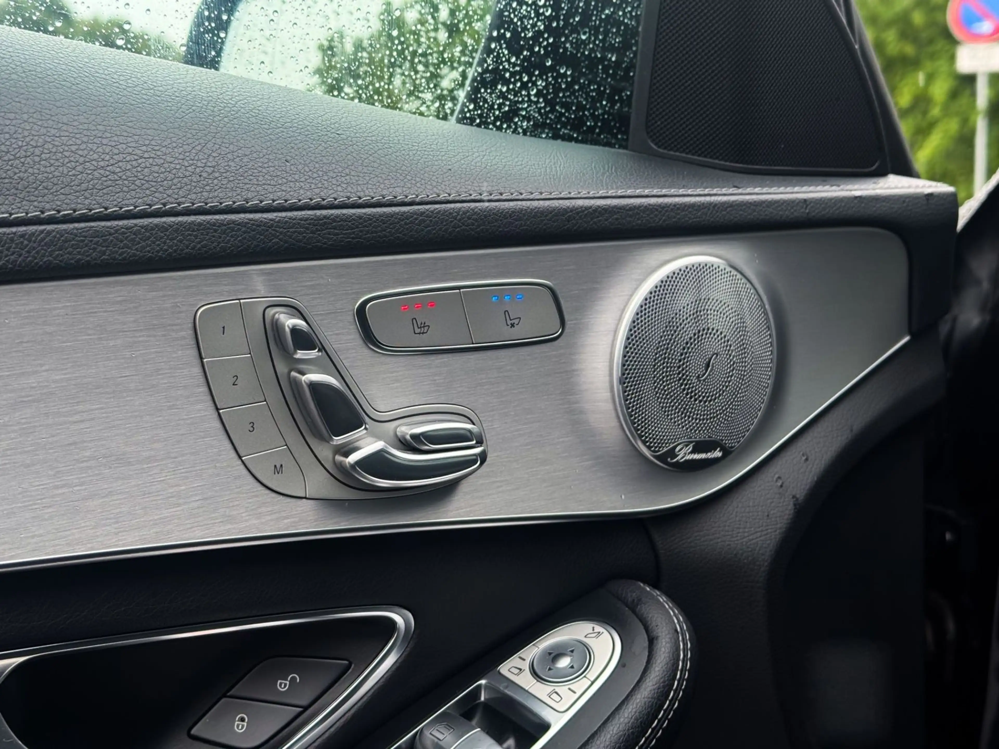 Mercedes-Benz C 250 d T AMG Line 4Matic *Burmester*SHZ*Kamera* — photo 15