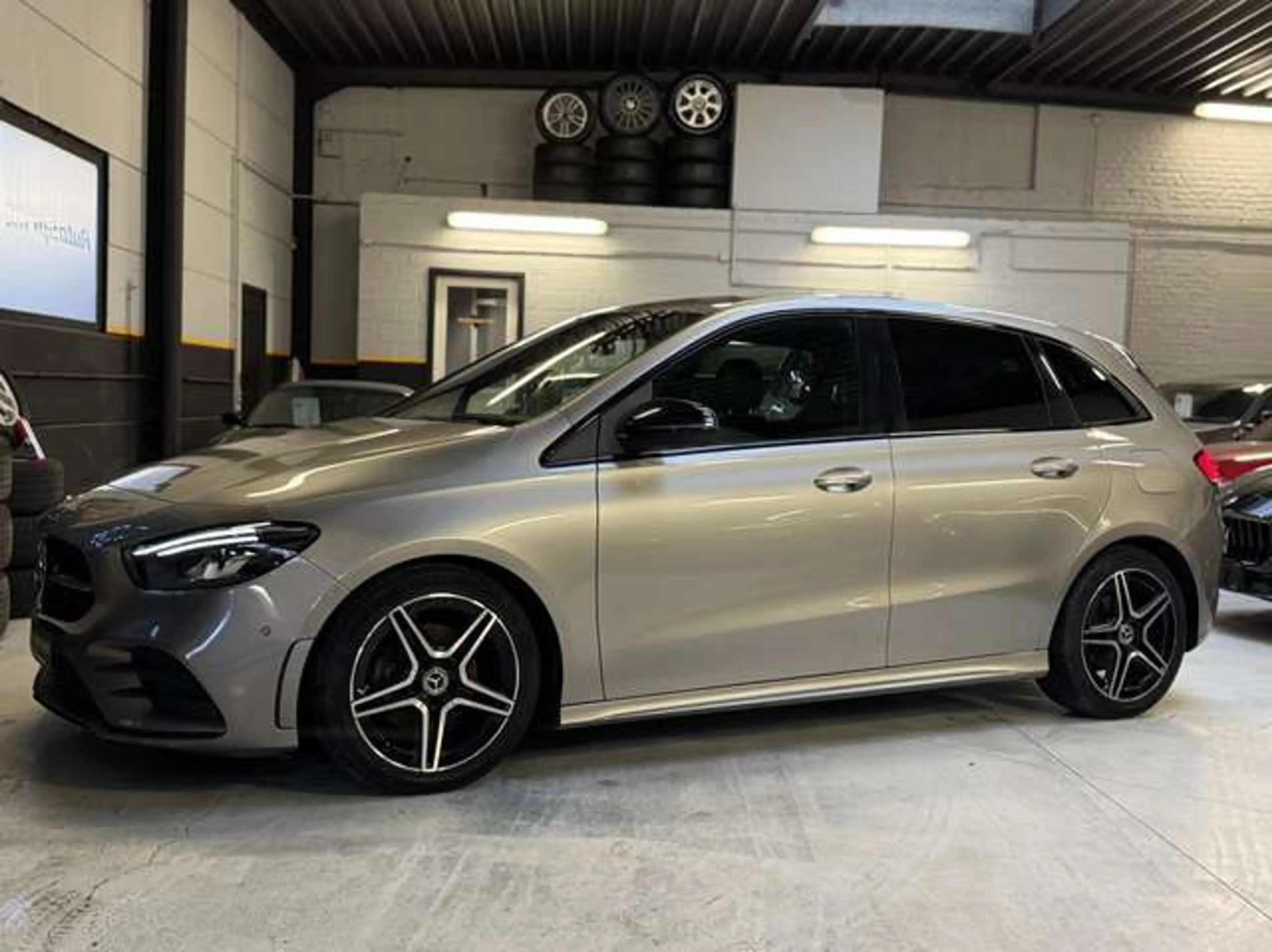 Mercedes-Benz B 160 PACK AMG PACK NIGHT TVA CAMERA CAR PLAY — photo 3