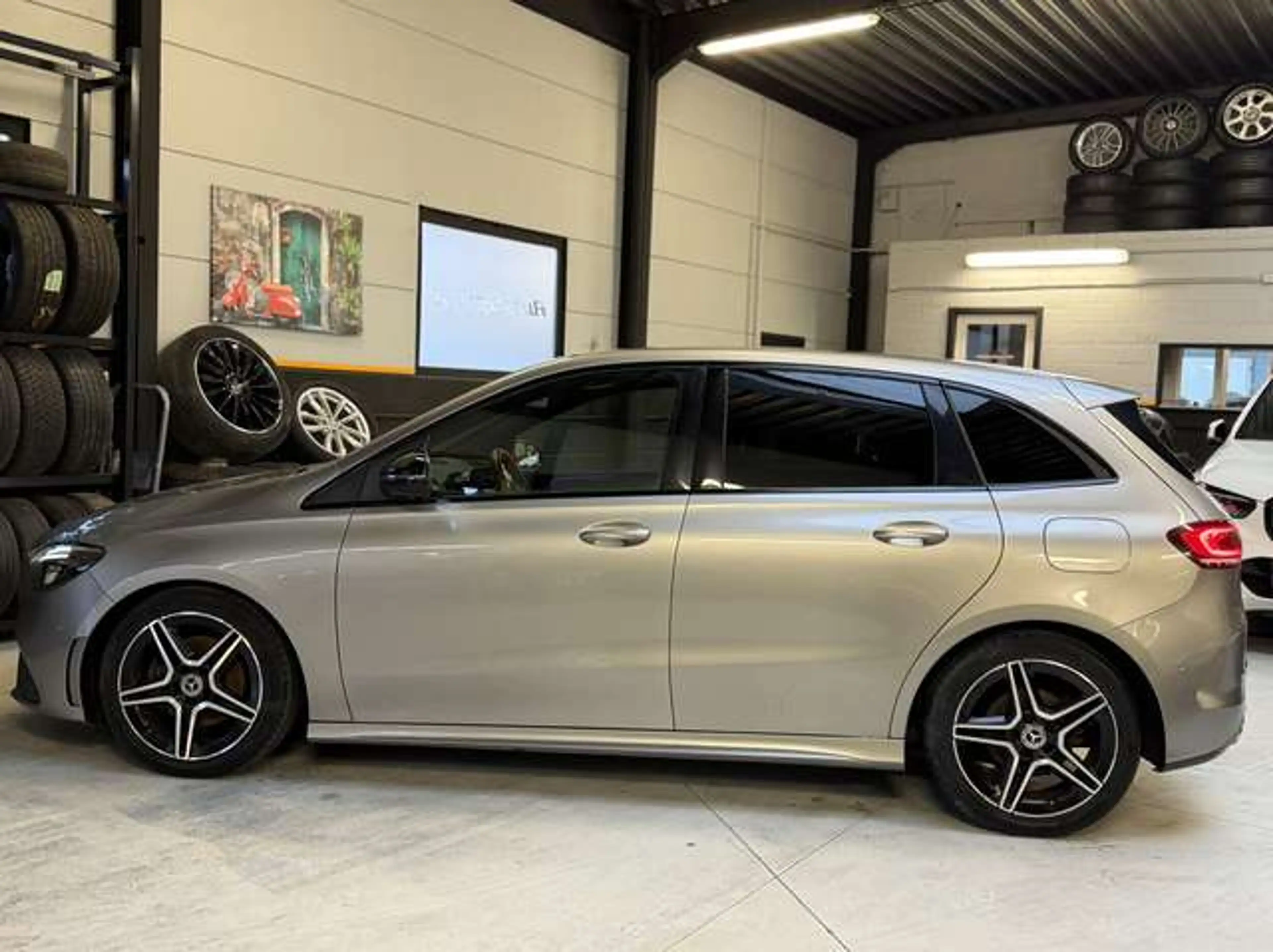 Mercedes-Benz B 160 PACK AMG PACK NIGHT TVA CAMERA CAR PLAY — photo 4