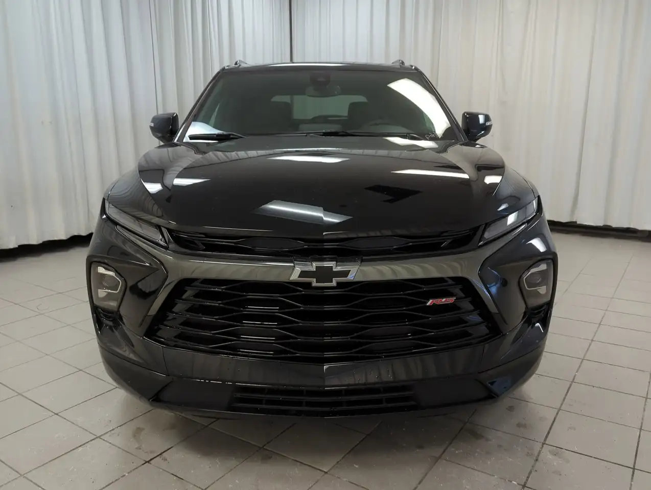 Chevrolet Blazer снимка Chevrolet Blazer