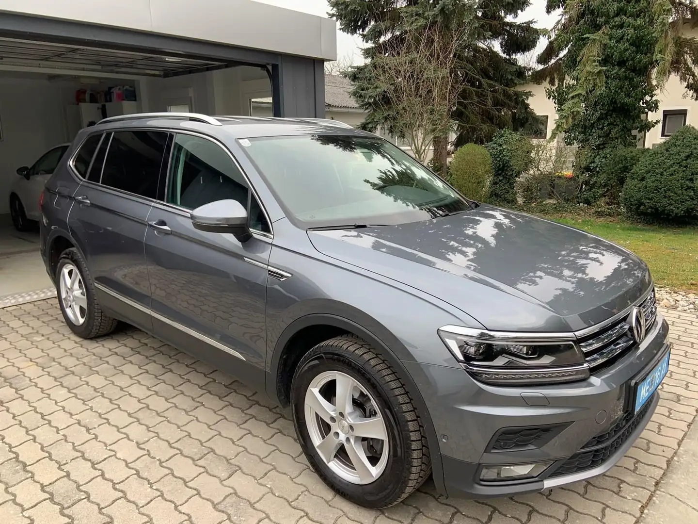 Volkswagen Tiguan Allspace 2,0 TDI SCR Comfortline DSG - 2