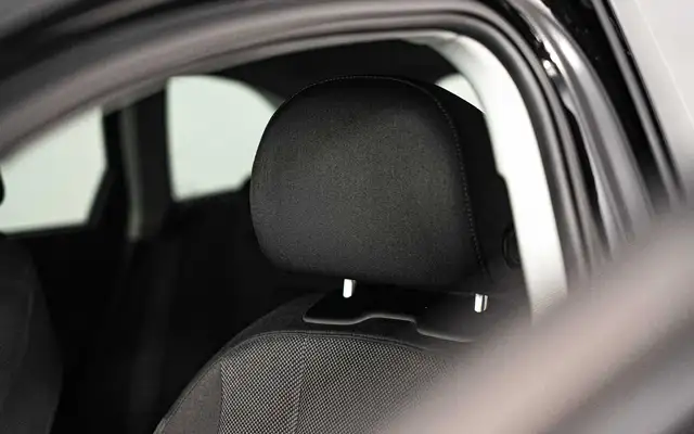 Audi A4 Avant view 9