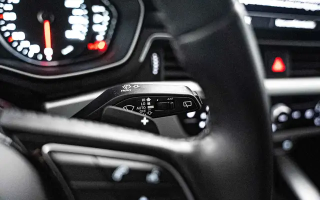 Audi A4 view 24