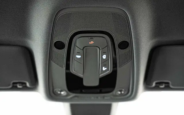 Audi A4 view 28