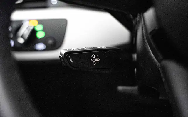 Audi A4 view 25