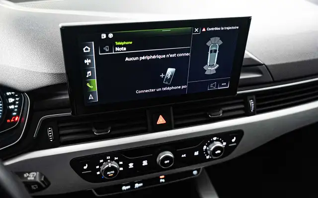 Audi A4 Avant view 15