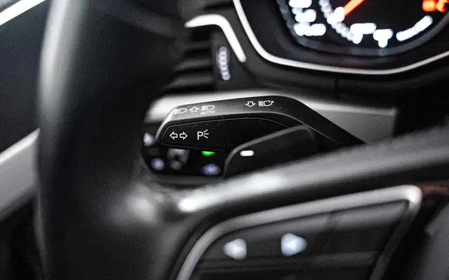 Audi A4 view 23