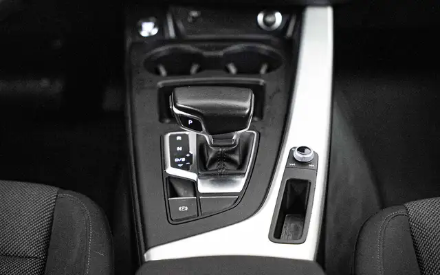 Audi A4 view 20