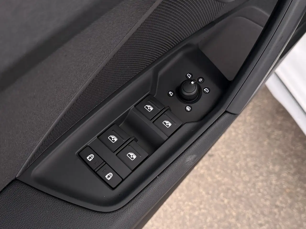 Audi A3 Limousine 35 TFSI advanced Aut LED NAVI SITZHZ, миниатюра 23