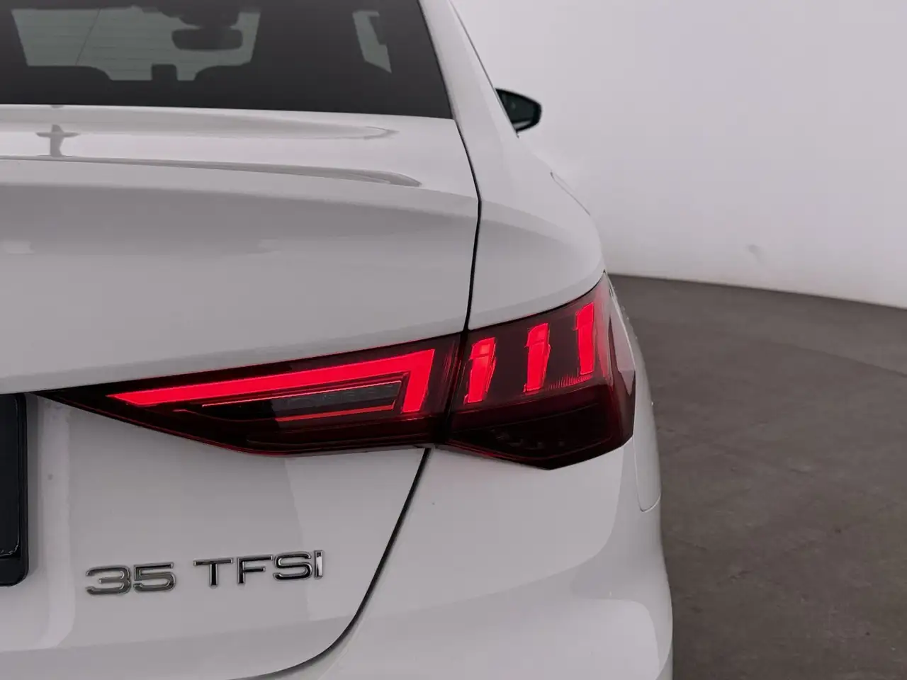 Audi A3 Limousine 35 TFSI advanced Aut LED NAVI SITZHZ, миниатюра 11