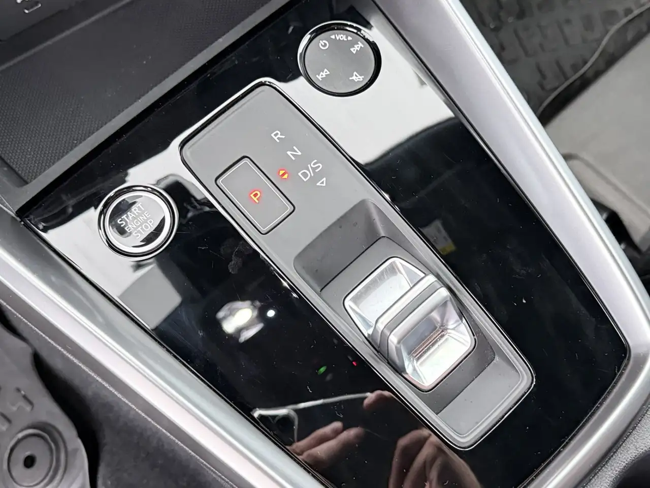 Audi A3 Limousine 35 TFSI advanced Aut LED NAVI SITZHZ, миниатюра 20