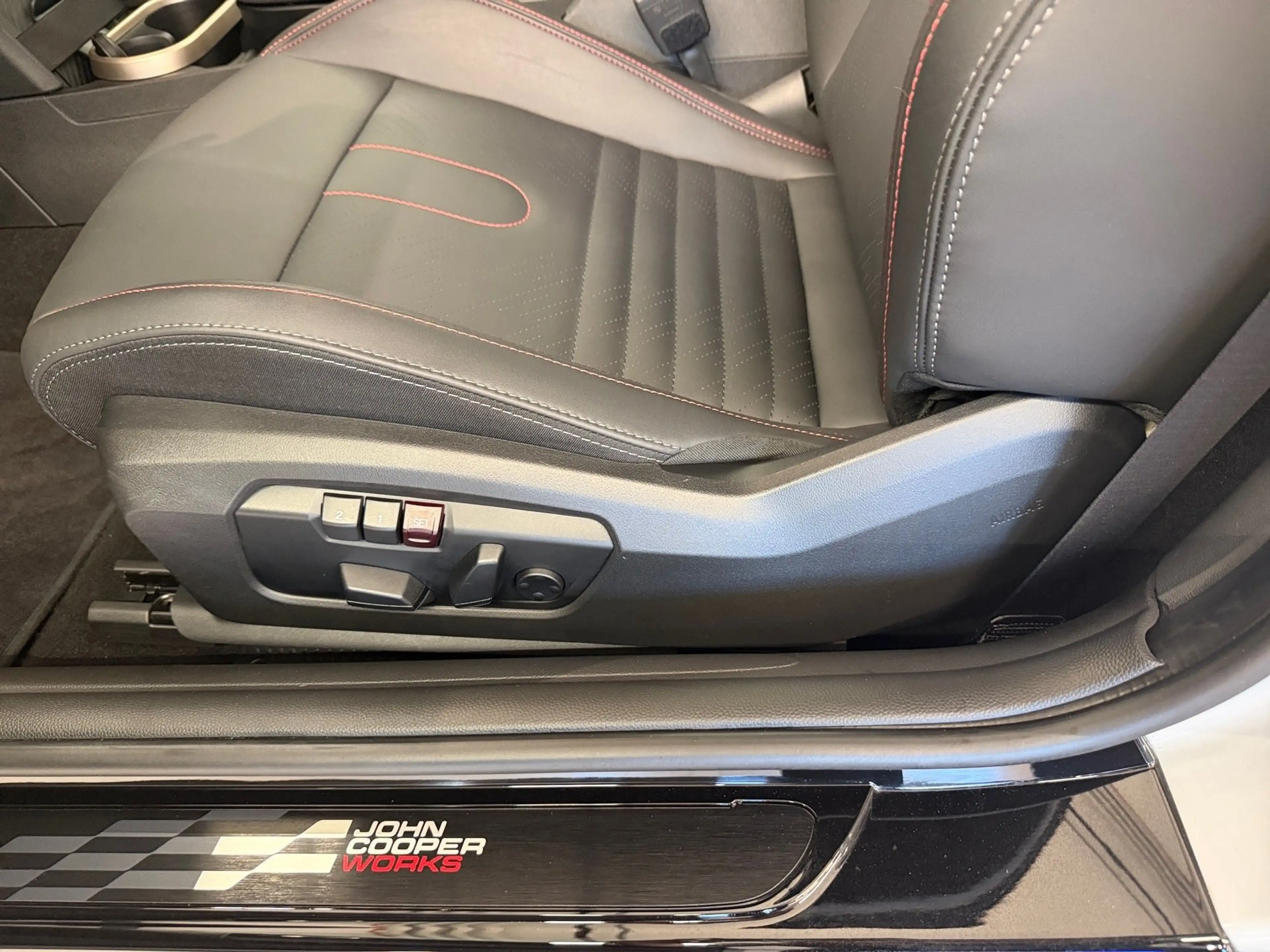 MINI Cooper S — photo 6