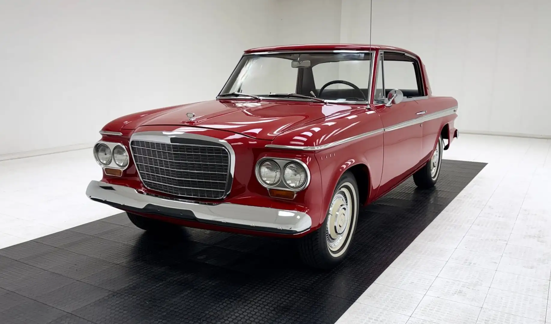 Studebaker Sonstige Daytona 2 Door Hardtop Rot - 1