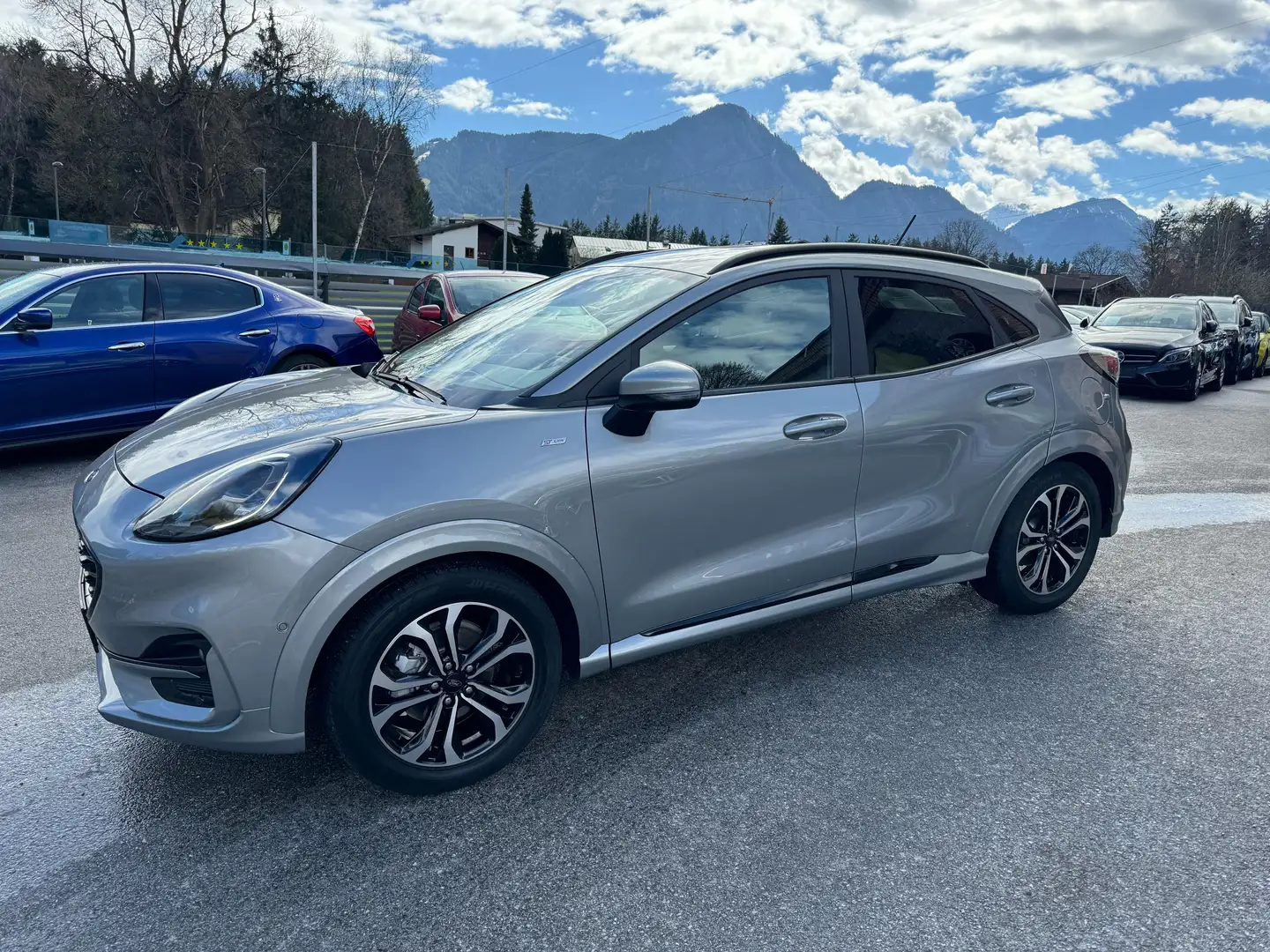 Ford Puma ST-Line Grau - 2