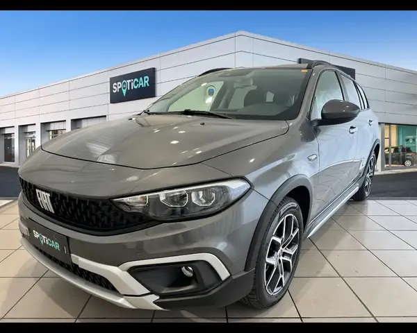 Fiat Tipo Station Wagon 1.0 T3 Cross