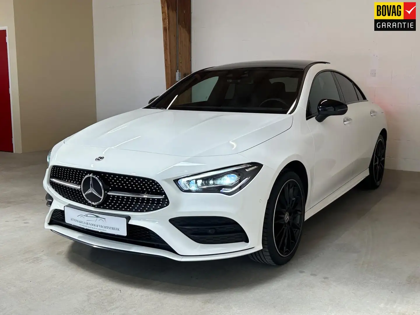 Mercedes-Benz CLA 250 250e Coupé - AMG Line - Panorama - Camera - Carpla Wit - 1