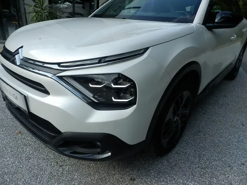 Citroen C4 BHDI130 EAT8 Plus