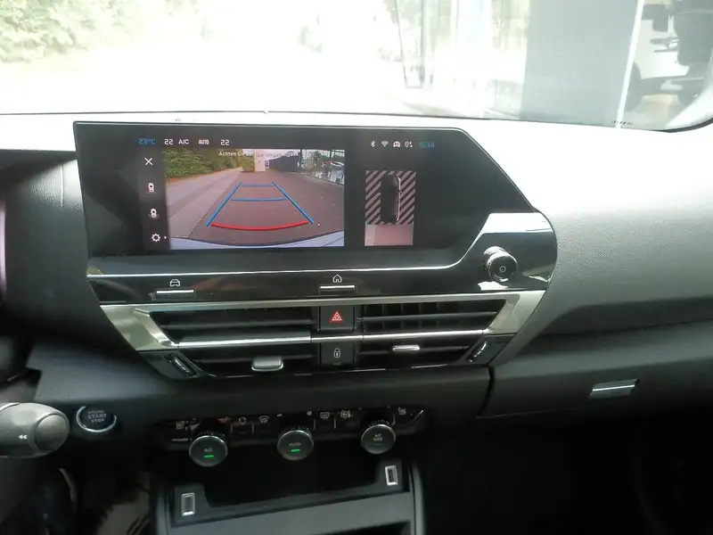 Citroen C4 BHDI130 EAT8 Plus