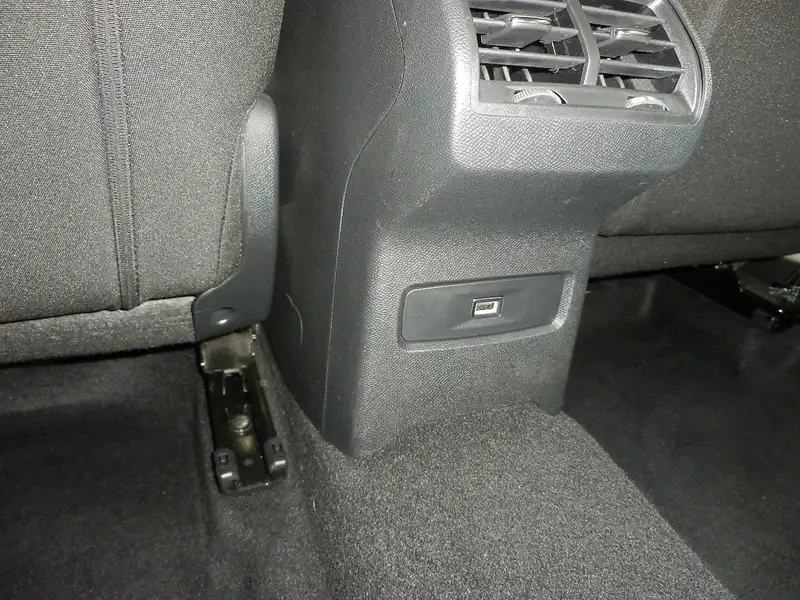 Citroen C4 BHDI130 EAT8 Plus