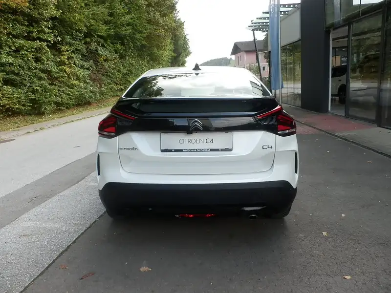 Citroen C4 BHDI130 EAT8 Plus