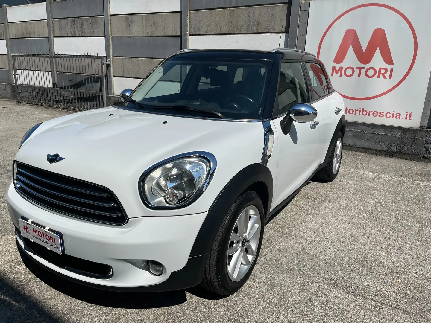 MINI Cooper D Countryman R60 2.0 AUT OK NEOPAT - MOTORE RIFATTO 104.000 KM Weiß - 1