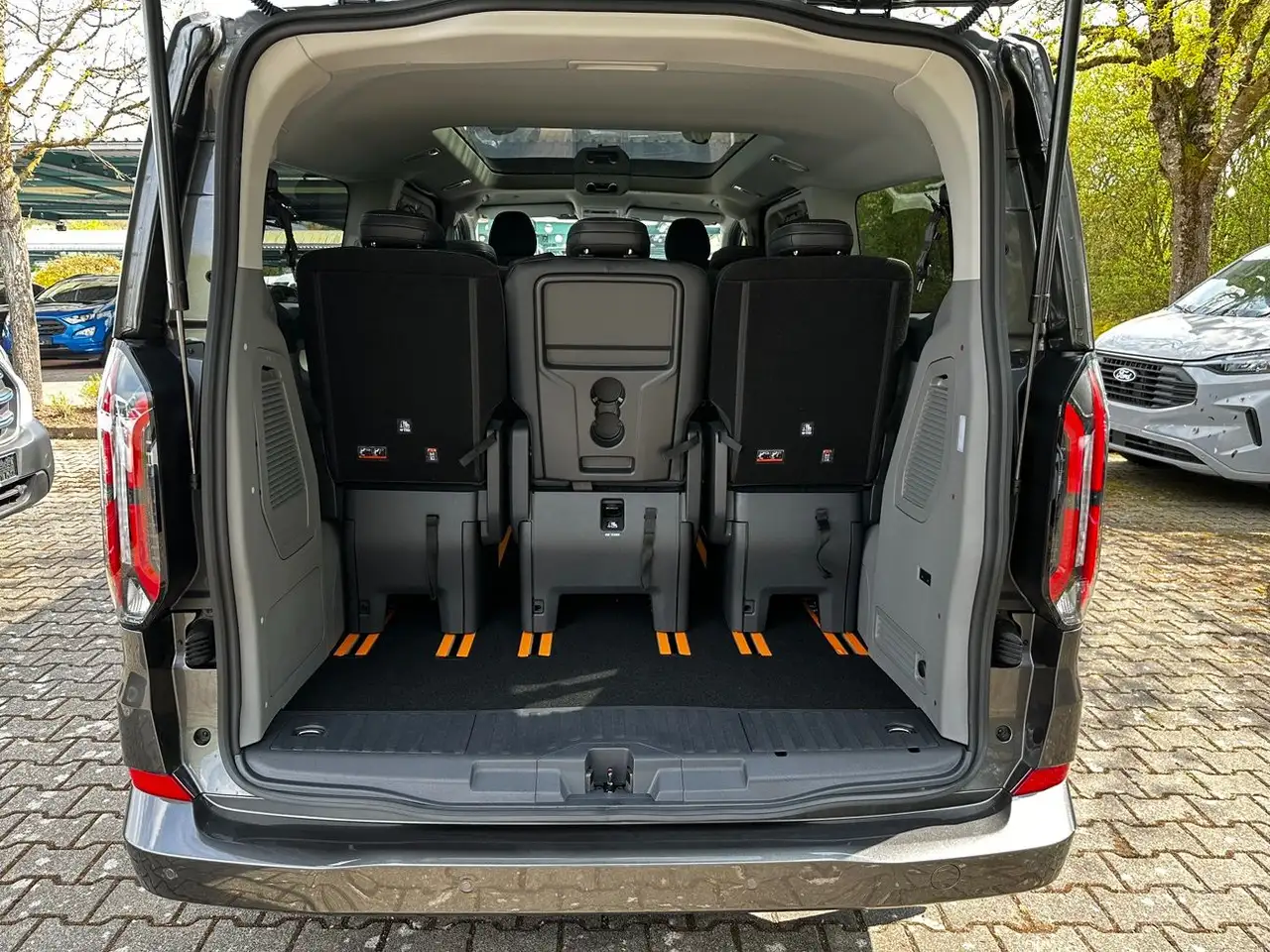Ford Tourneo Custom Titanium X 320 L2 ACC*PANO*360*B&O 11