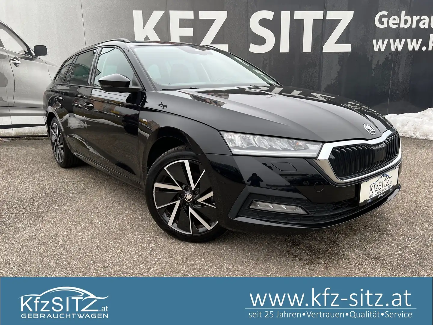 Skoda Octavia Combi 2,0 TDI Ambition DSG Schwarz - 1