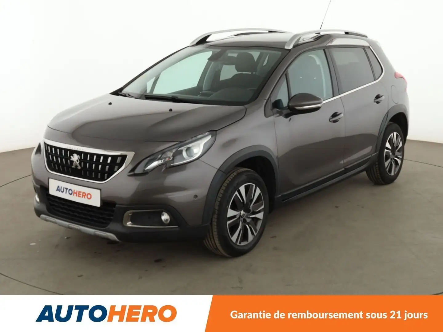 Peugeot 2008 1.6 Blue-HDi Allure Gris - 1