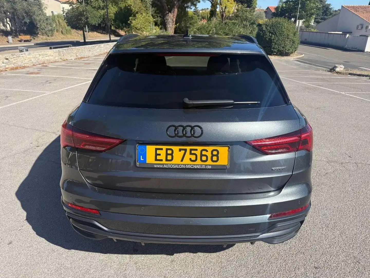 Audi Q3 Q3 40 TFSI quattro S tronic S line Gris - 2