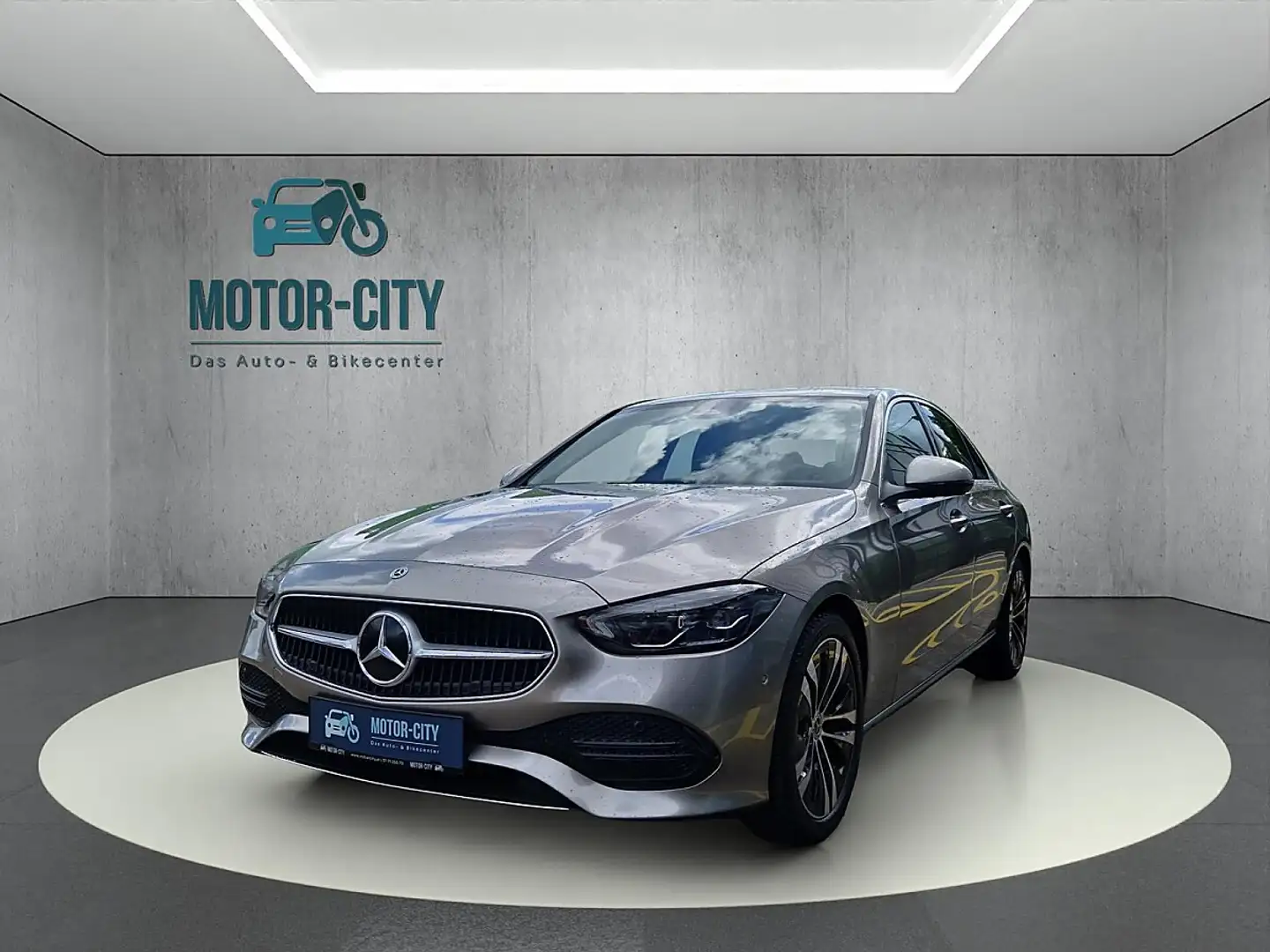 Mercedes-Benz C 220 d 4MATIC Aut. Grau - 1