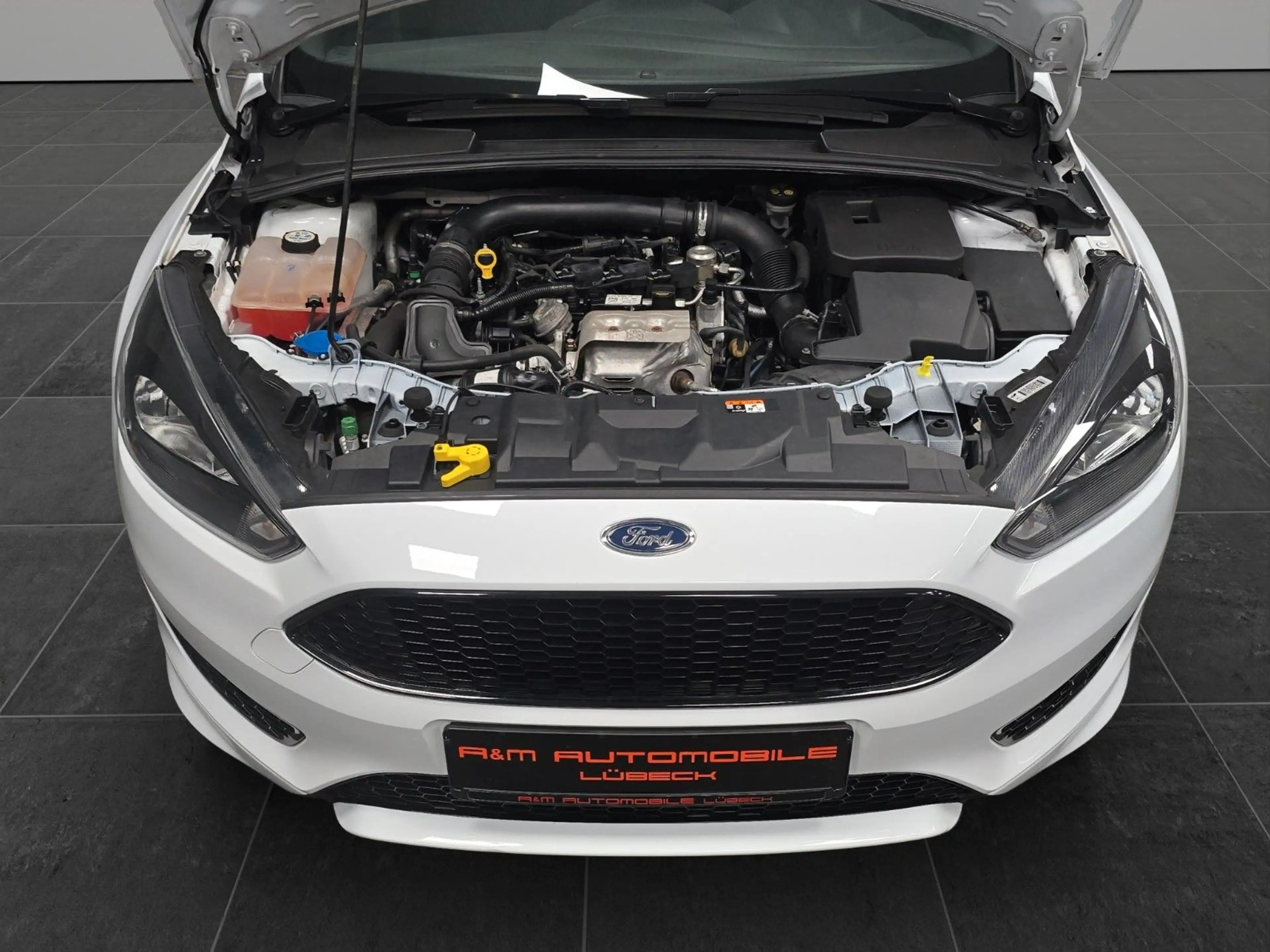 Ford Focus Turnier ST-Line TÜV/SERVICE NEU ! GARANTIE — photo 28