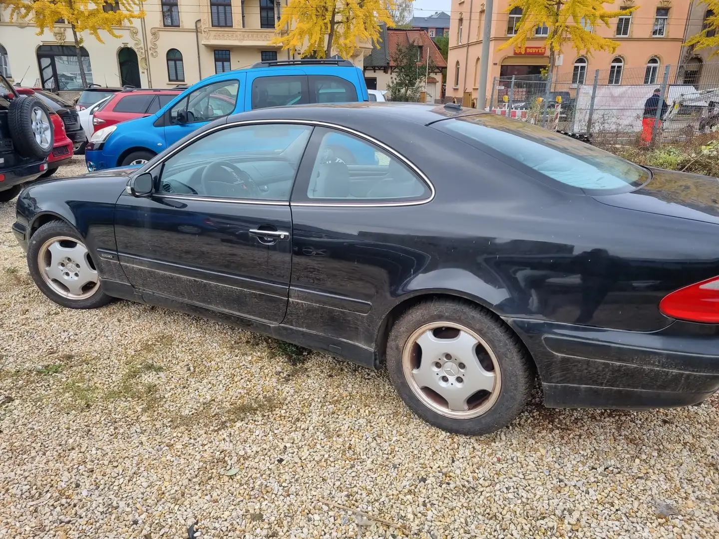 Mercedes-Benz CLK 320 CLK-Klasse Coupe Elegance Schwarz - 2