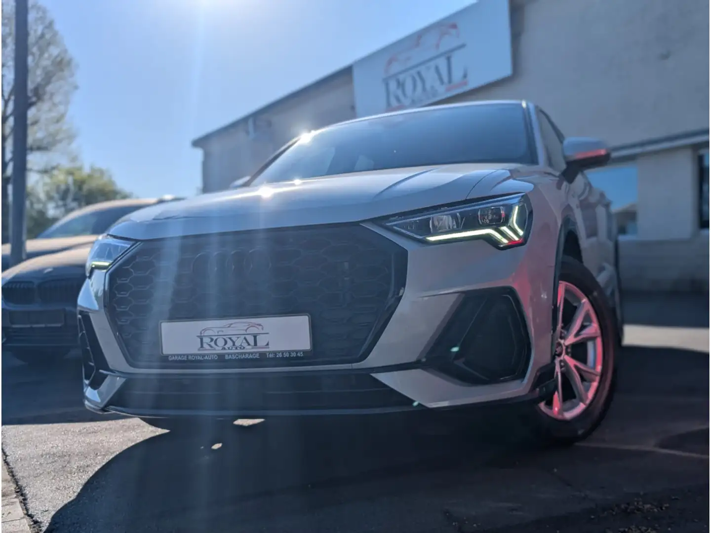 AUDI Q3