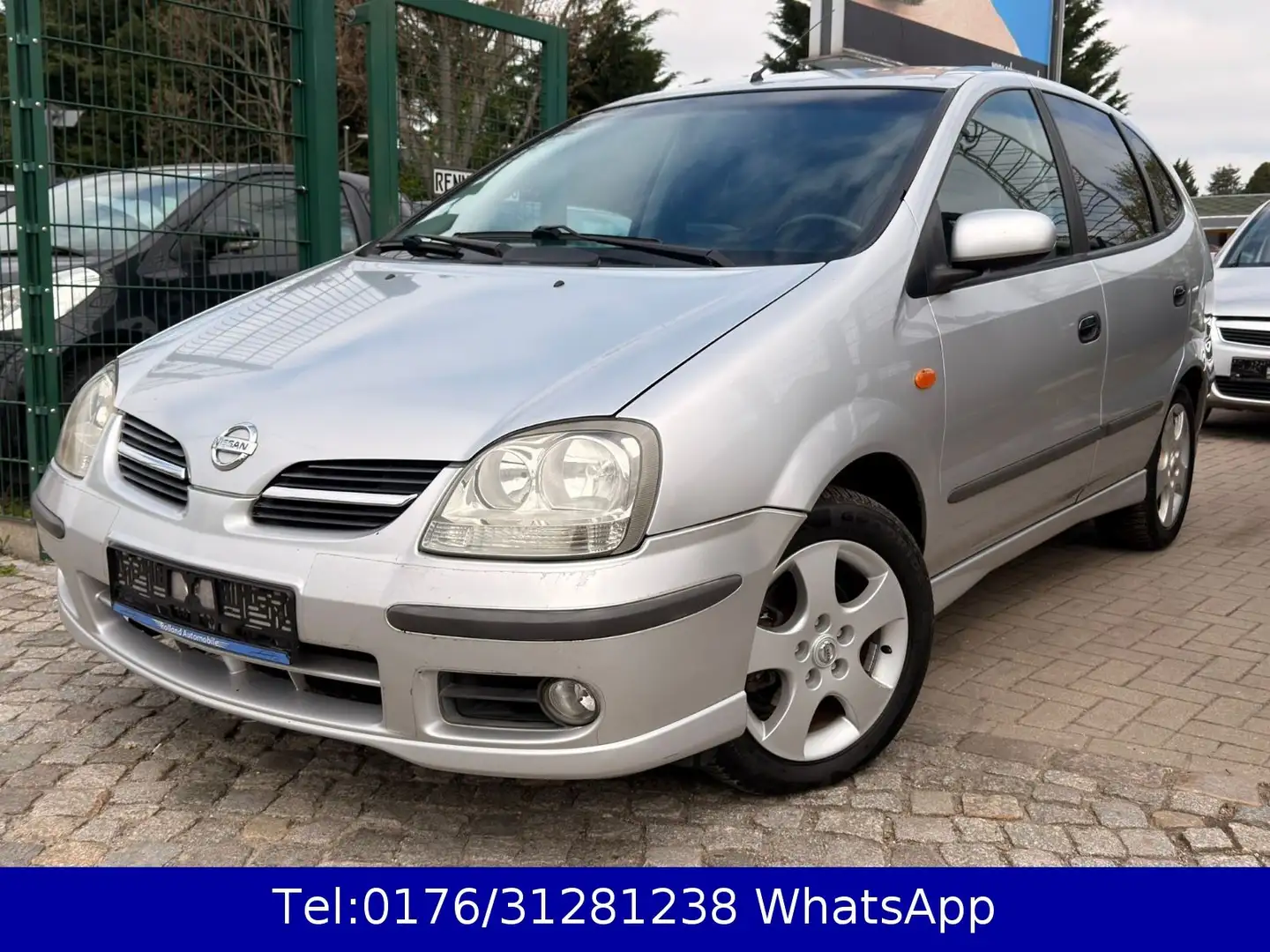 Nissan Almera Tino 1.8 !! Automatik !! Klima !! Tüv-Neu Silber - 1