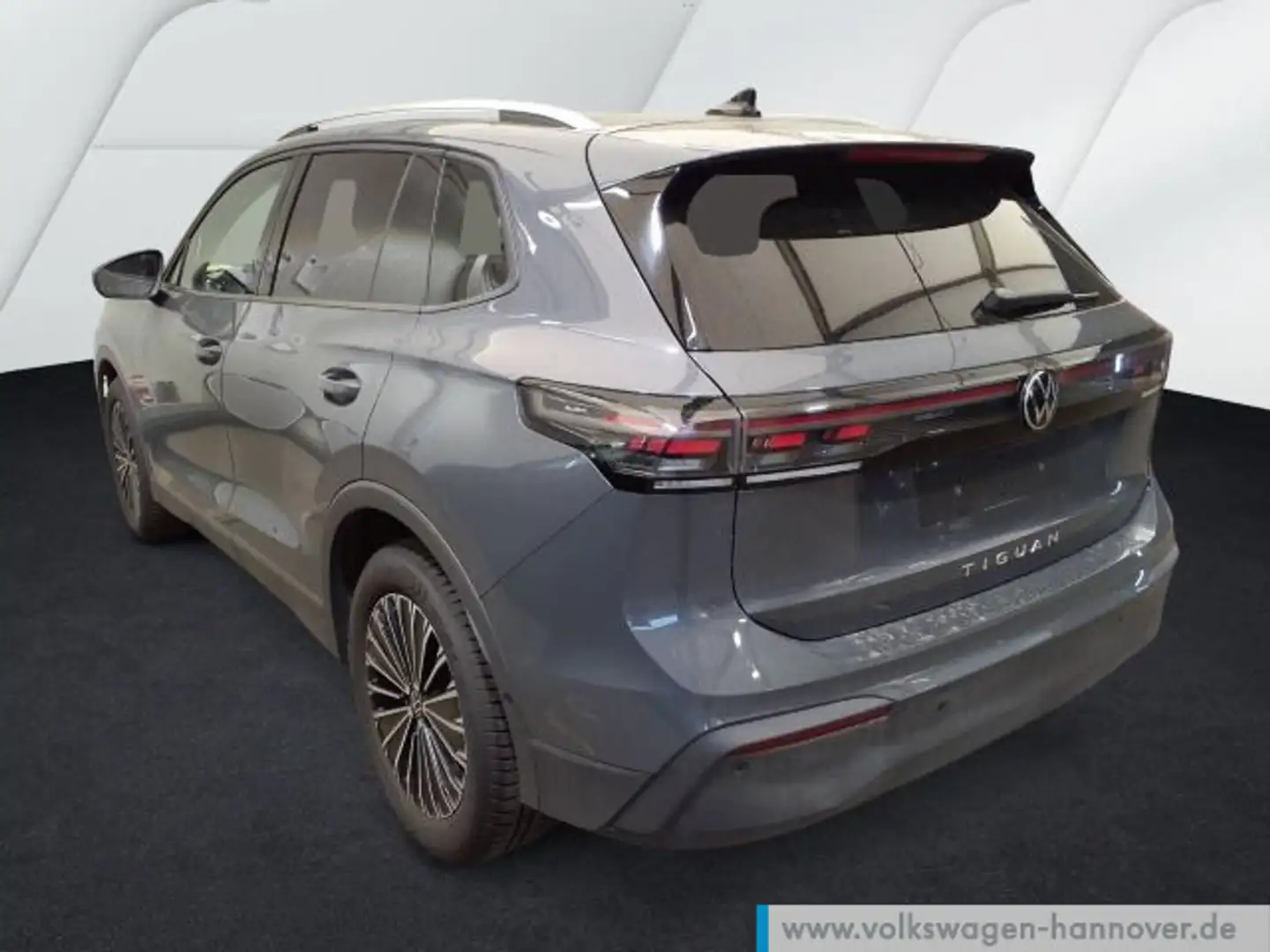 Volkswagen Tiguan 2.0 TDI DSG Life Navi AHK LED ACC DigCock Grau - 2
