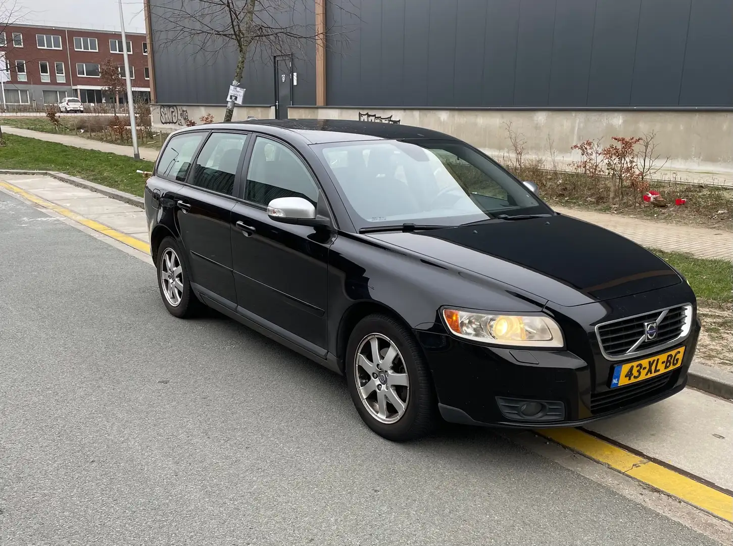 Volvo V50 1.8F Edition I, climate control, APK 02-2025 Černá - 1