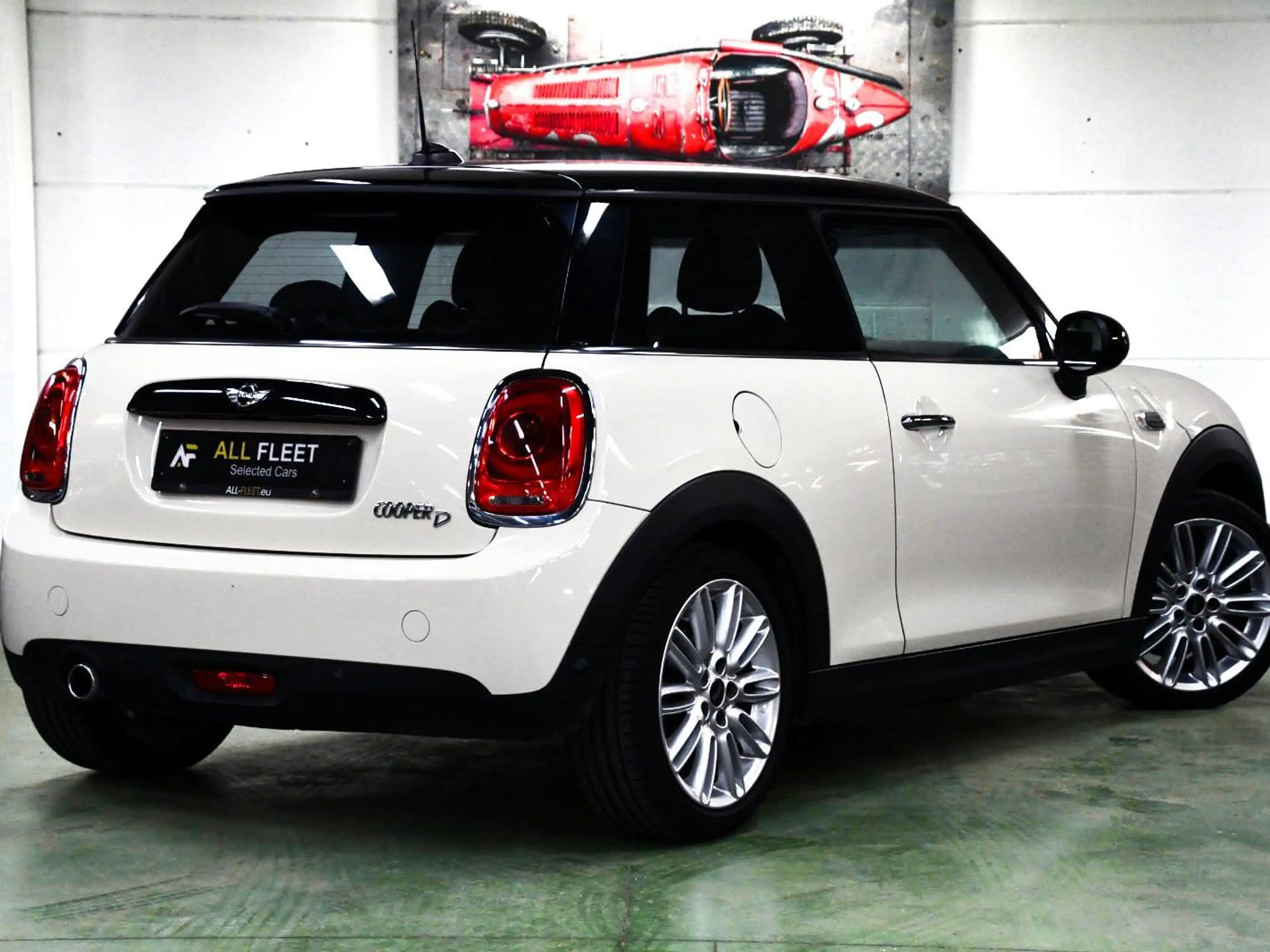 MINI Cooper D FULL - Cuir, Navigation, Xénon, British Flag — photo 2