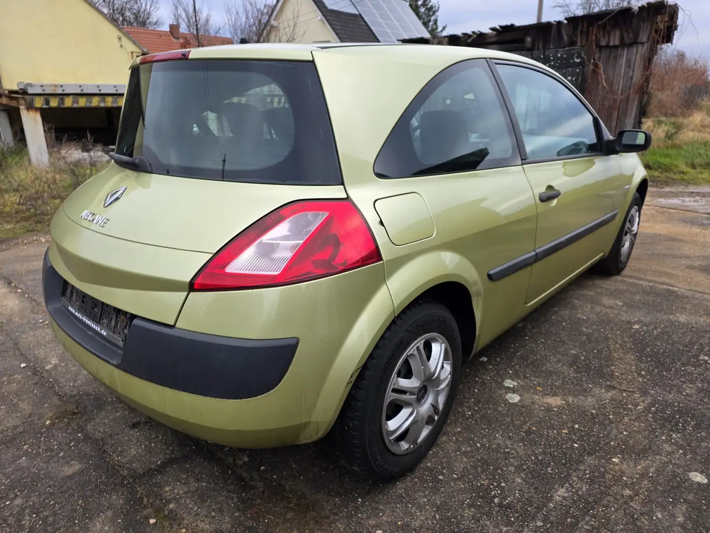 Renault Megane 1,6 L Benzin 05/2005 83kw/113 PS voll fahrbereit Green - 2