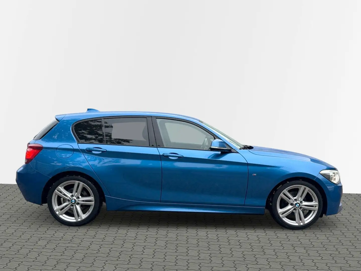 BMW 120 d M Sport Paket*Xenon*2.Hand*Navi*4Türer* Blau - 2