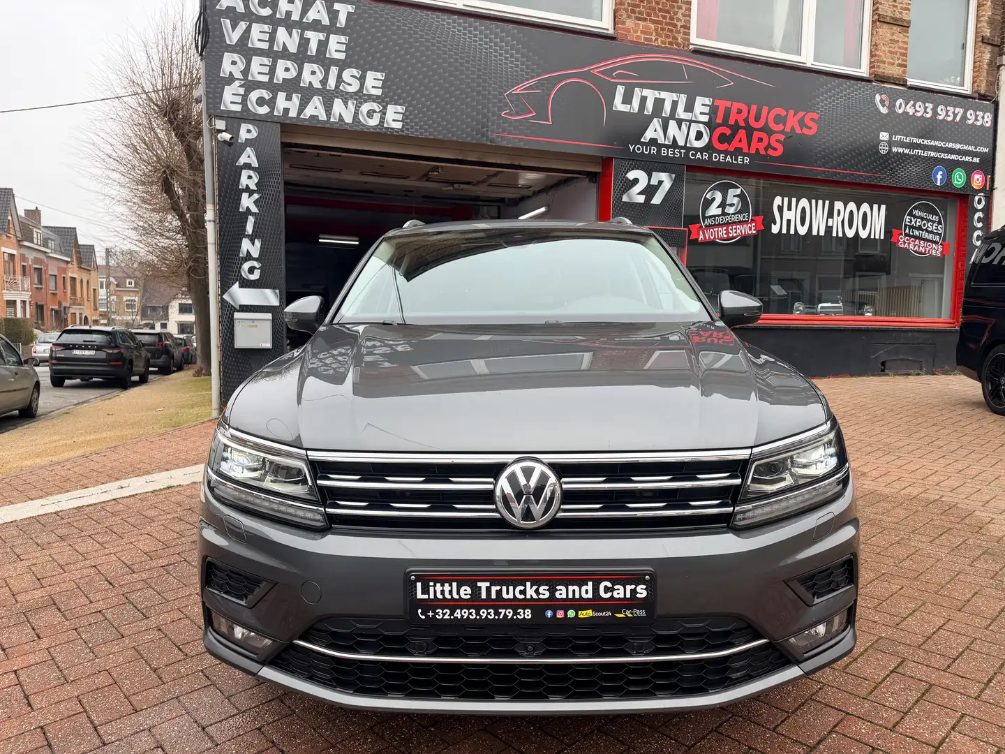 Volkswagen Tiguan Tiguan 1.5 TSI Highline DSG Toit Pano Xénon Gris - 2
