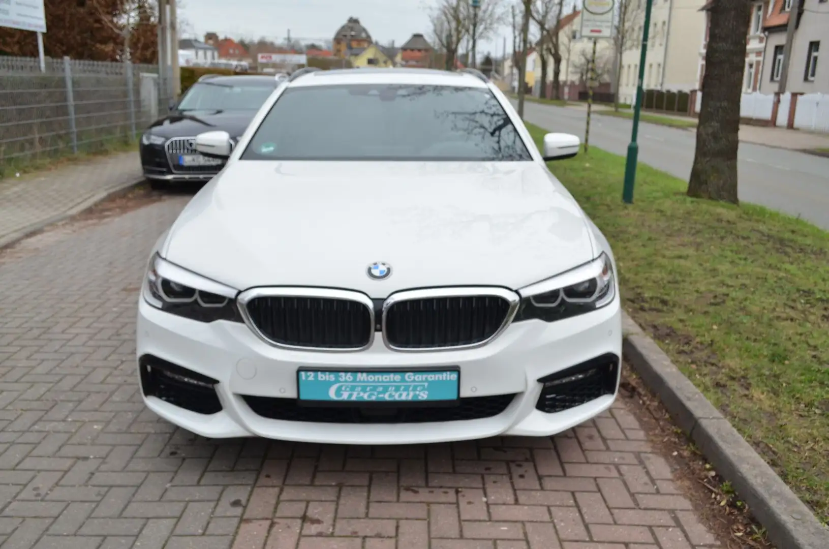 BMW 530 d xDrive M Sport,ACC,HUD,Pano,LED,1j.Garant Weiß - 2