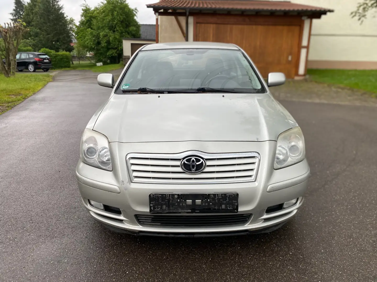 Toyota Avensis 2.0 Executive Lim.*Klima*Navi*TÜV/AU NEU Zilver - 1