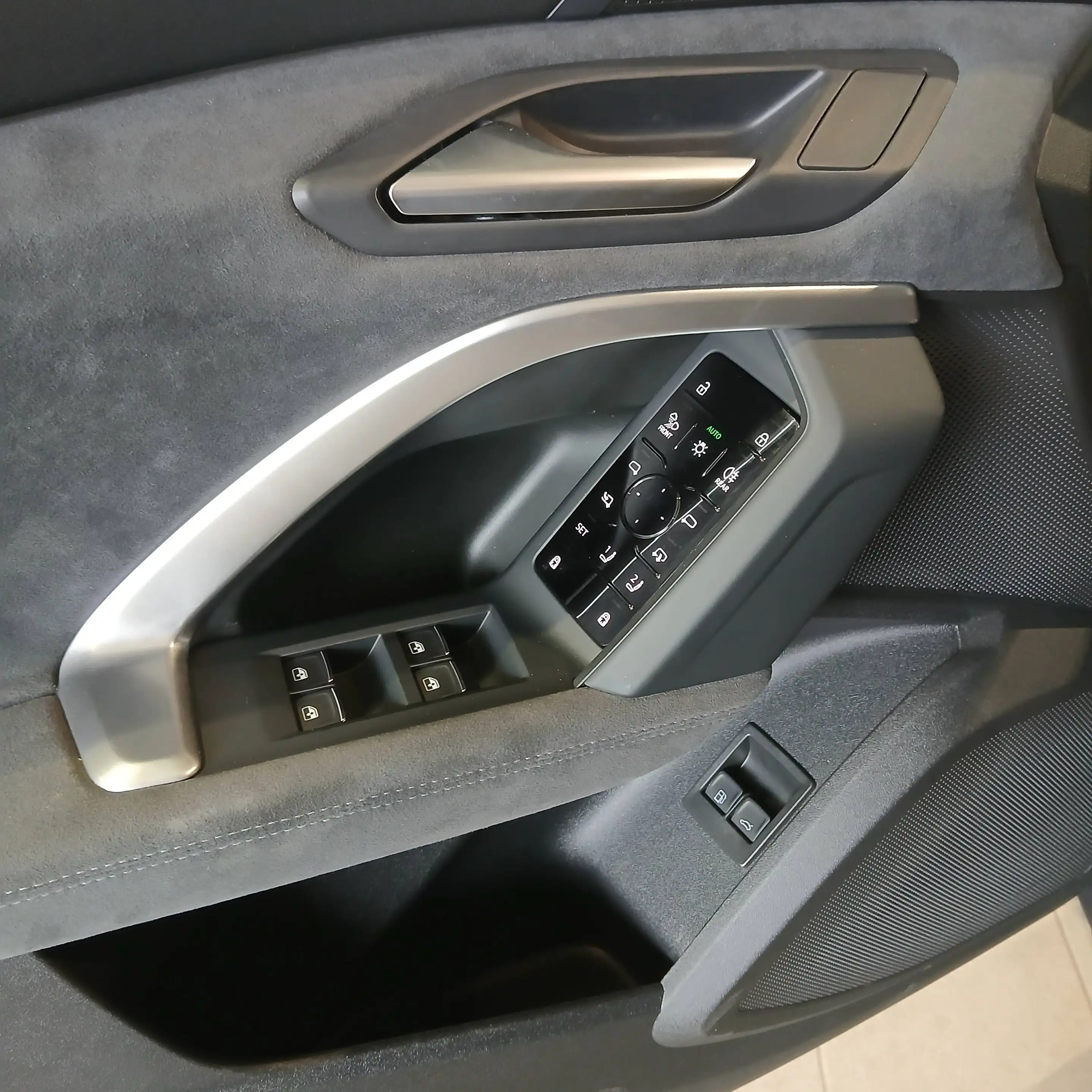 Audi Q5 2.0 e-hybrid quattro 220 kW — photo 13
