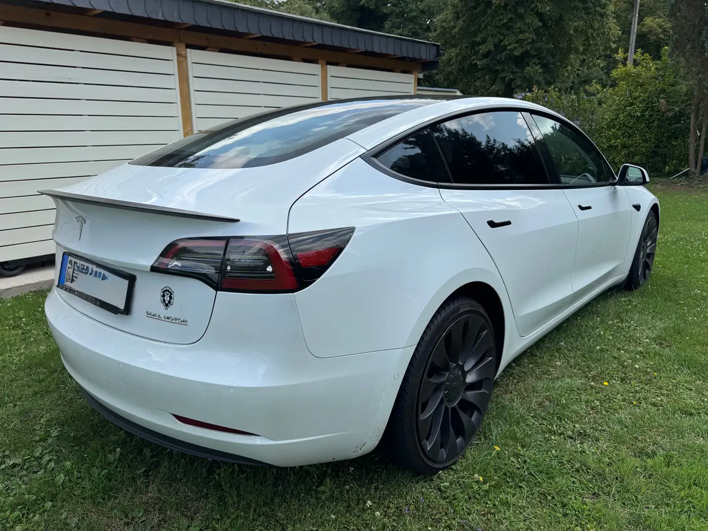 Tesla Model 3 Model 3 Langstreckenbatt. Allradantrieb Dual Motor Weiß - 2