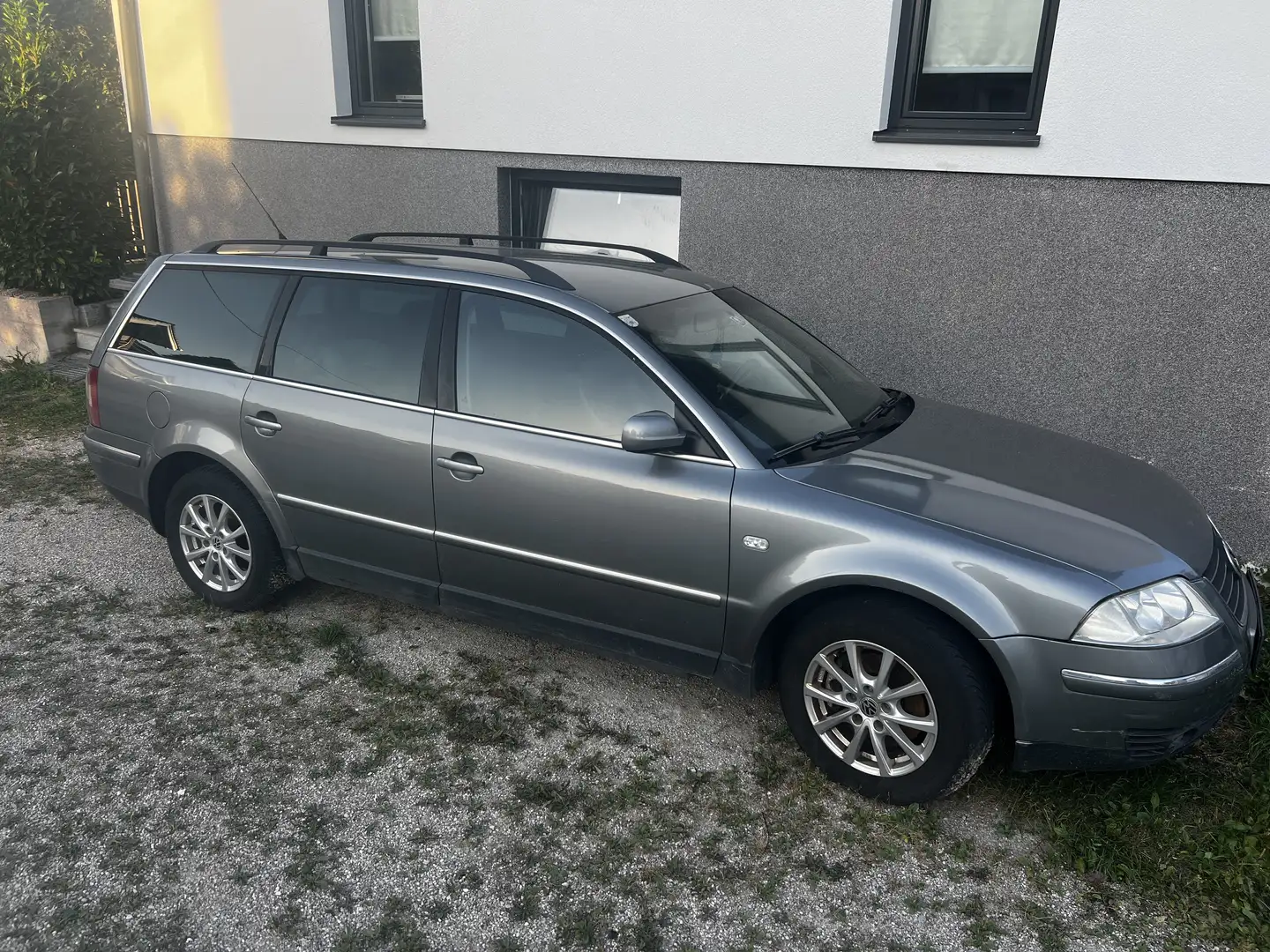 Volkswagen Passat Variant Var. Highline 1,9 TDI PD Tiptr. - 1