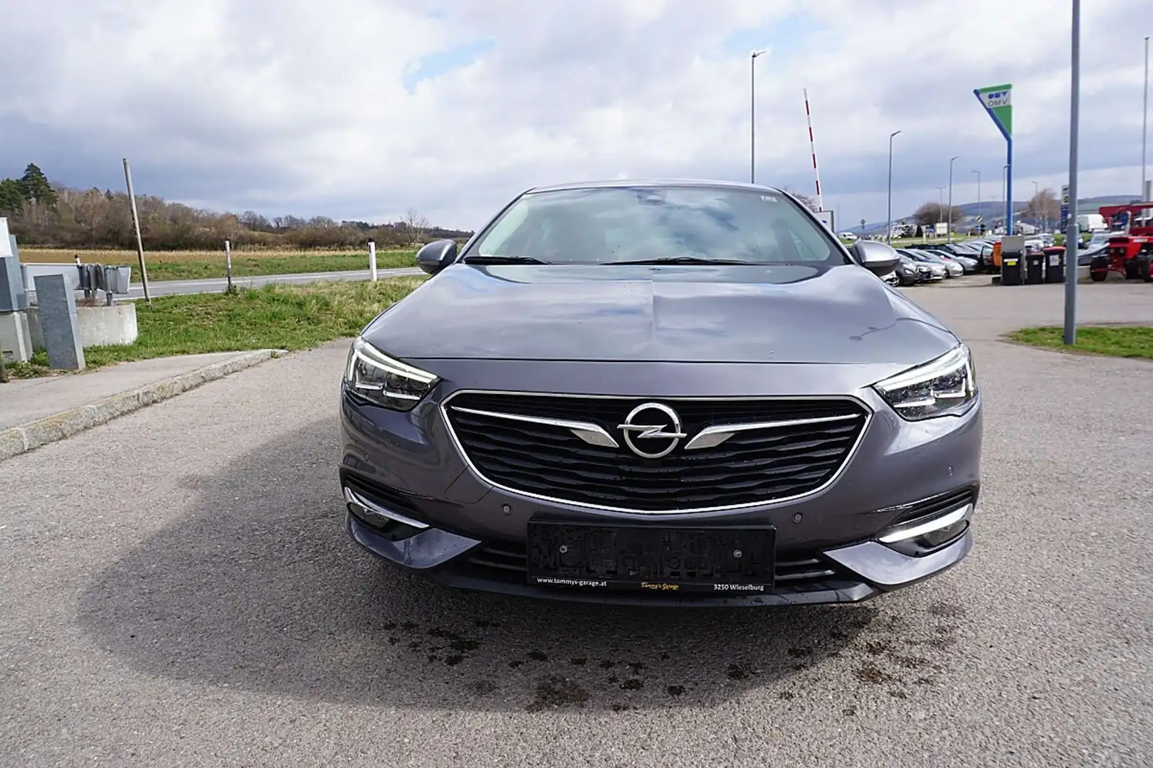 Opel Insignia Country Tourer 2,0 CDTI Blueinjection Grau - 1