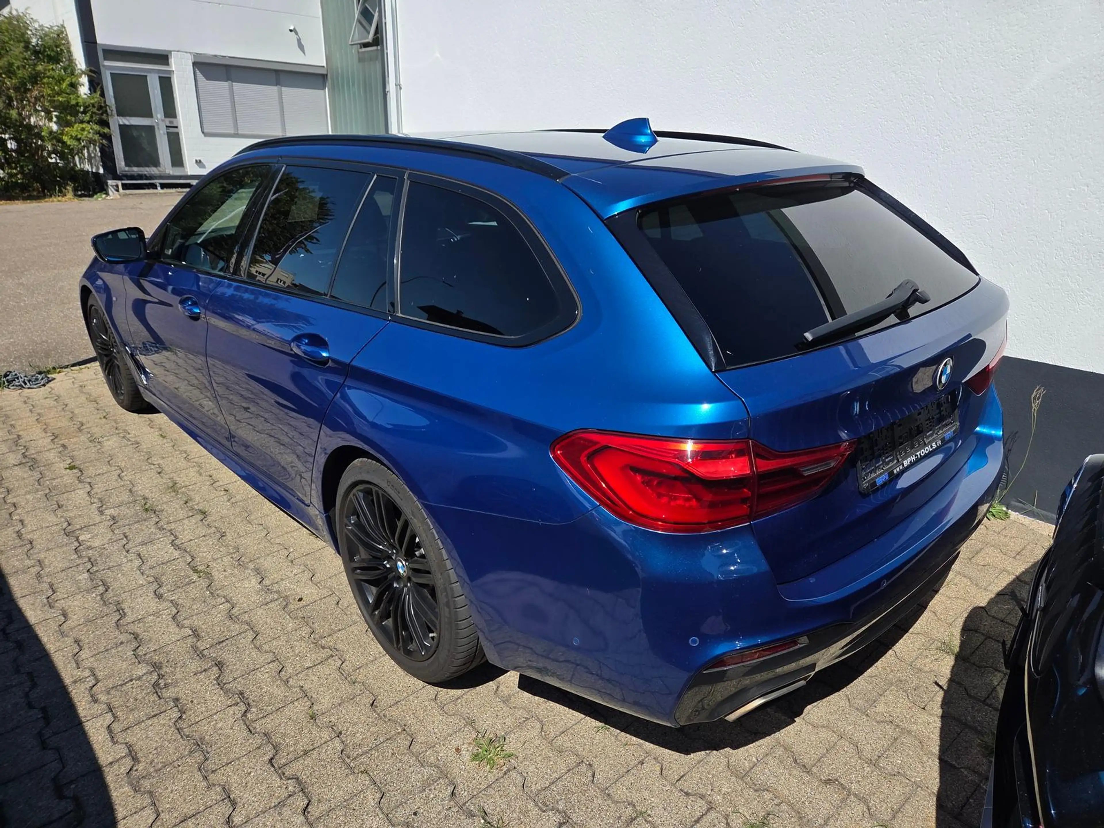 BMW 540 i xDrive M-Paket/AHK/Pano/Standheizung/HUD — photo 4