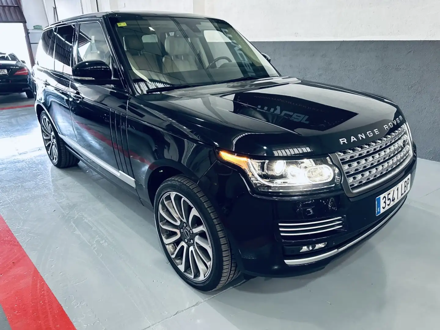 Land Rover Range Rover 4.4SDV8 Autobiography Aut. Negro - 2