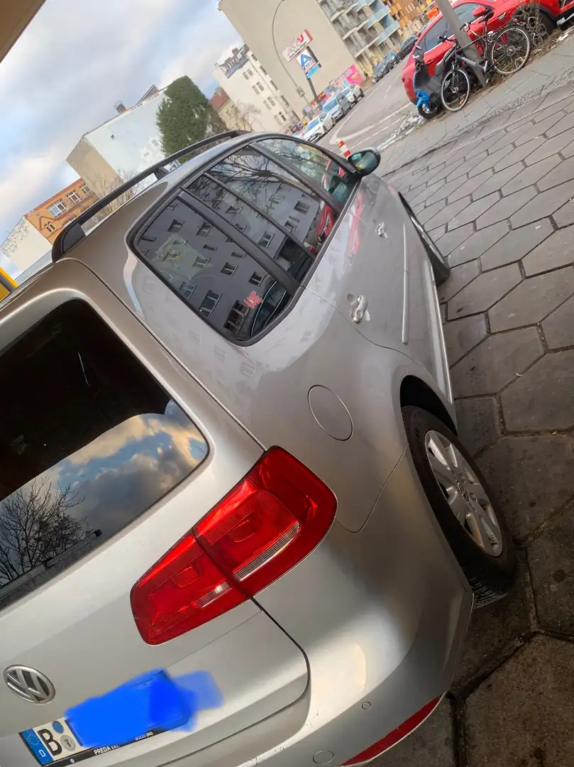 Volkswagen Touran Touran 1.6 TDI DPF DSG Comfortline Silber - 2