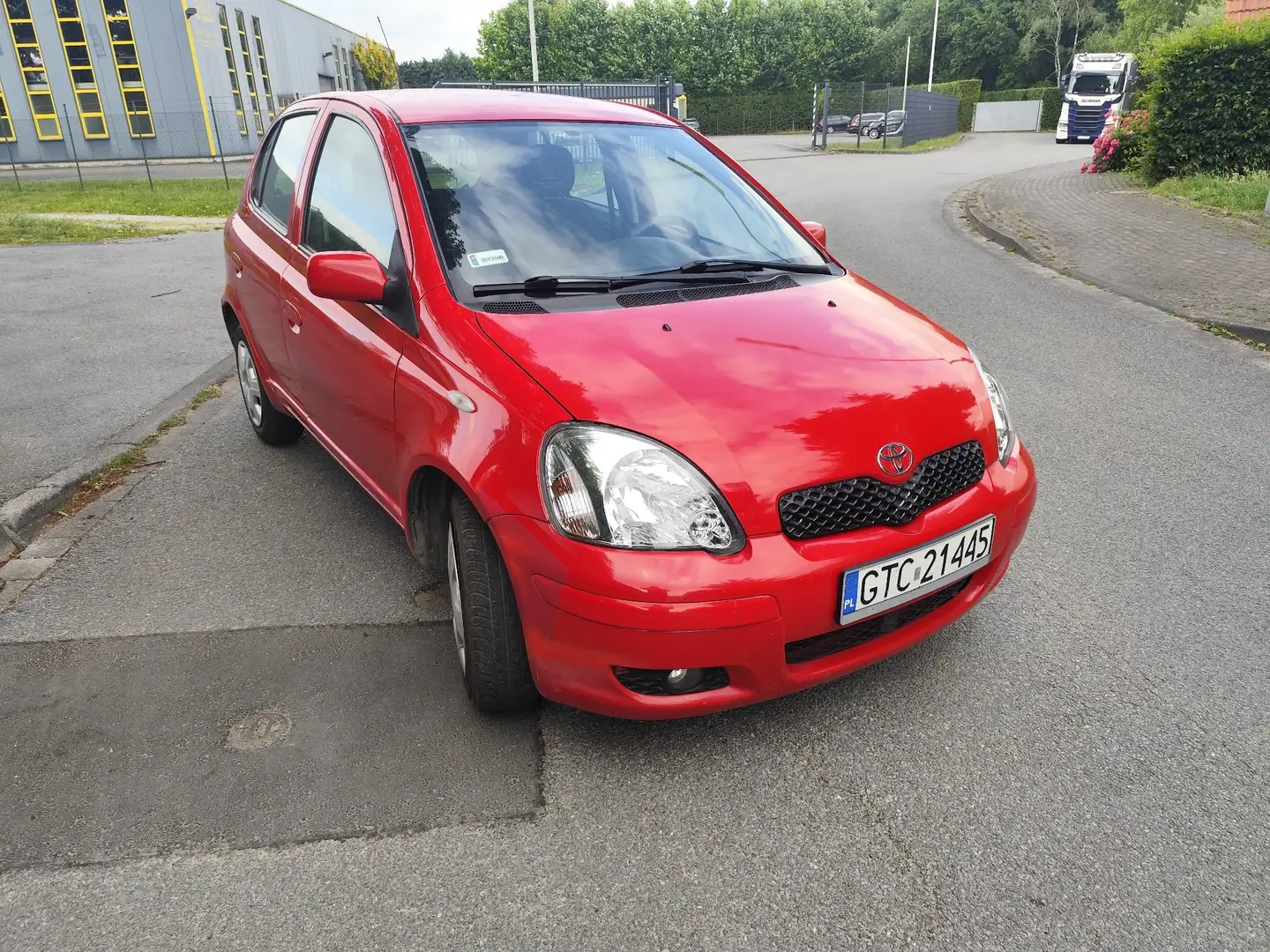 Toyota Yaris 1.0 facelift 5 türig - 2